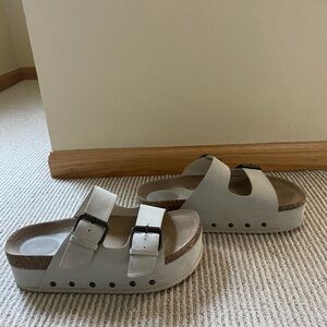 Women's Cream Sandals